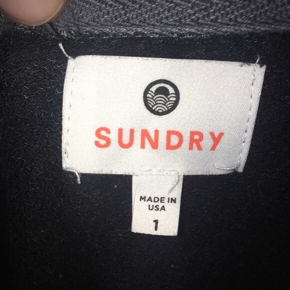 Sundry gray metallic splatter long sleeve 1/S top - Picture 3 of 5